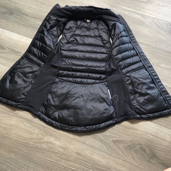 Lululemon Down For A Run Vest II Womens Black Inkwell Puffer Vest Size 2 - Picture 6 of 10